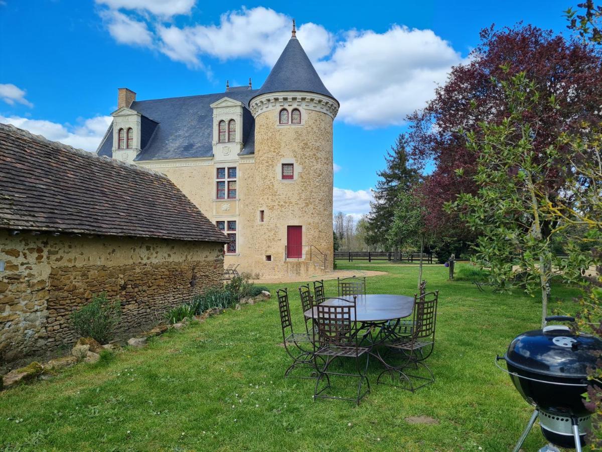 Manoir De La Beuneche - Location Du Manoir Entier Roeze-sur-Sarthe Bagian luar foto